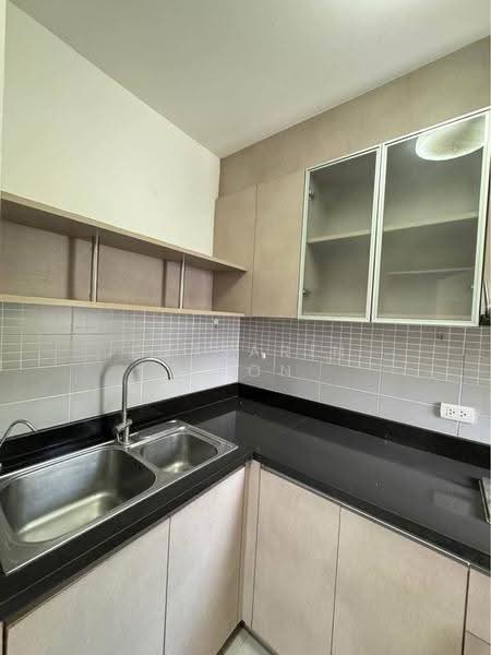 3-BR House, Bangkok, Jom Phon, Chatuchak, Bangkok, 3 Bedrooms, 197 sqm, Single Detached House For Rent, by Getsarin Aron, 500566122 - DDproperty.com