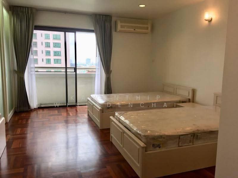 Baan Suanpetch, Bangkok, 18 Soi Sukhumvit 39, Khlong Tan Nua, Watthana, Bangkok, 2 Bedrooms, 132 sqm, Condo For Rent, by Kawinthip Wisesdenchai, 500566126 - DDproperty.com