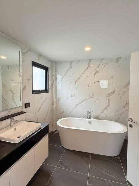 undefined, Bangkok, Bangpakok, Rat Burana, Bangkok, 4 Bedrooms, 351 sqm, Single Detached House For Rent, by Getsarin Aron, 500566141 - DDproperty.com