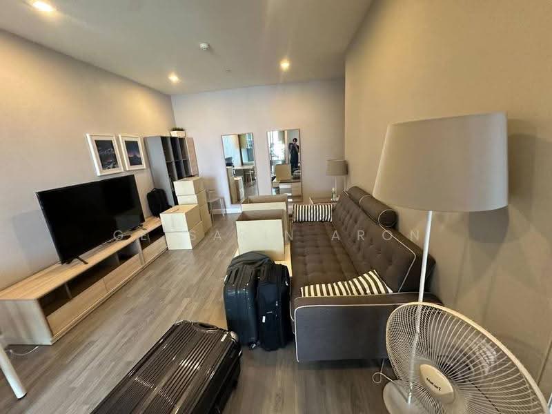 The Room Sathorn, Bangkok, 78 Pan Road, Silom, Bang Rak, Bangkok, 1 Bedroom, 50 sqm, Condo For Rent, by Getsarin Aron, 500566150 - DDproperty.com