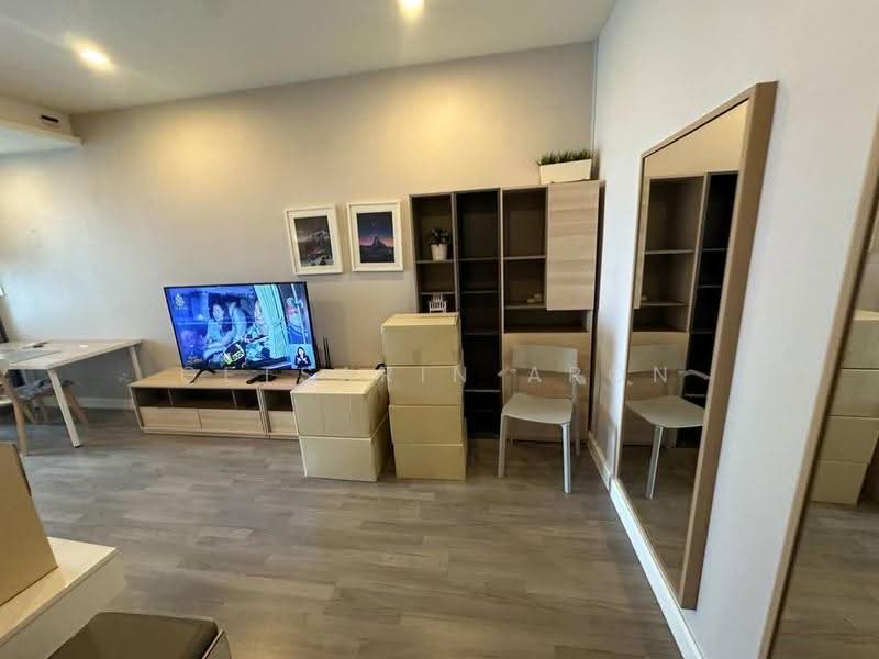 The Room Sathorn, Bangkok, 78 Pan Road, Silom, Bang Rak, Bangkok, 1 Bedroom, 50 sqm, Condo For Rent, by Getsarin Aron, 500566150 - DDproperty.com