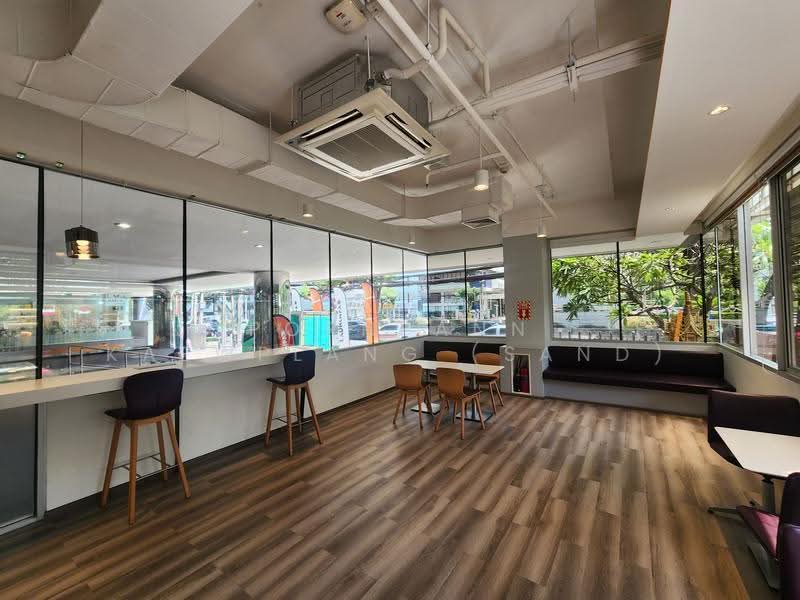 Fully Fitted Retail Space for Rent – 110 sq.m. | Prime Sathorn, 2-Min Walk to BTS Saint Louis, bangkok, Silom, Bang Rak, Bangkok, , 110 sqm, Business For Rent, by Pornpann Kaewplang (Sand), 500566154 - DDproperty.com