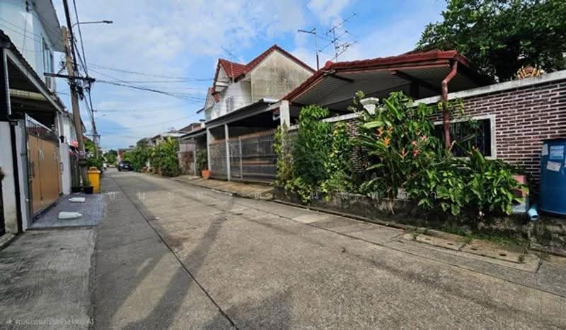 ลาดพร้าว 101, Bangkok, Khlong Chan, Bang Kapi, Bangkok, 3 Bedrooms, 200 sqm, Single Detached House For Sale, by ชนะชาติ นนท์ตา, 500566162 - DDproperty.com
