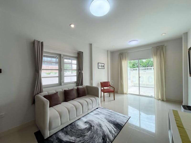 Utthayanthong Chaeng Watthana - Pak Kret 19, Nonthaburi, Soi Chaengwattana-Pak Kret 19, Chaengwattana Road, Bang Phut, Pak Kret, Nonthaburi, 4 Bedrooms, 200 sqm, Single Detached House For Rent, by การุณ ชมภูบุตร, 500566167 - DDproperty.com