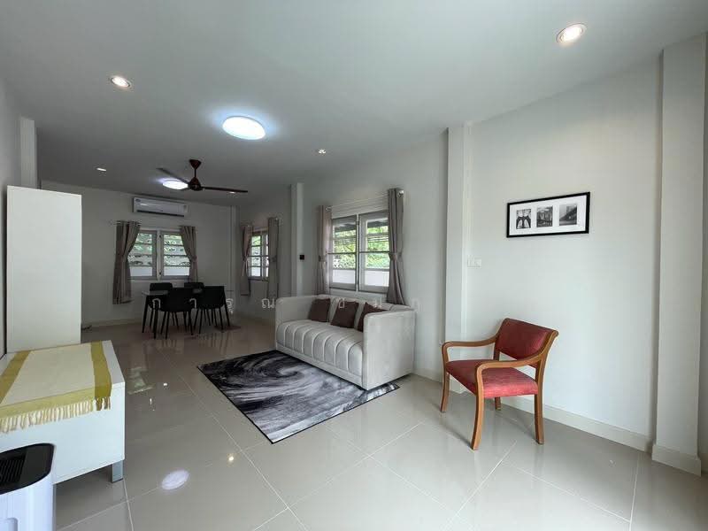 Utthayanthong Chaeng Watthana - Pak Kret 19, Nonthaburi, Soi Chaengwattana-Pak Kret 19, Chaengwattana Road, Bang Phut, Pak Kret, Nonthaburi, 4 Bedrooms, 200 sqm, Single Detached House For Rent, by การุณ ชมภูบุตร, 500566167 - DDproperty.com