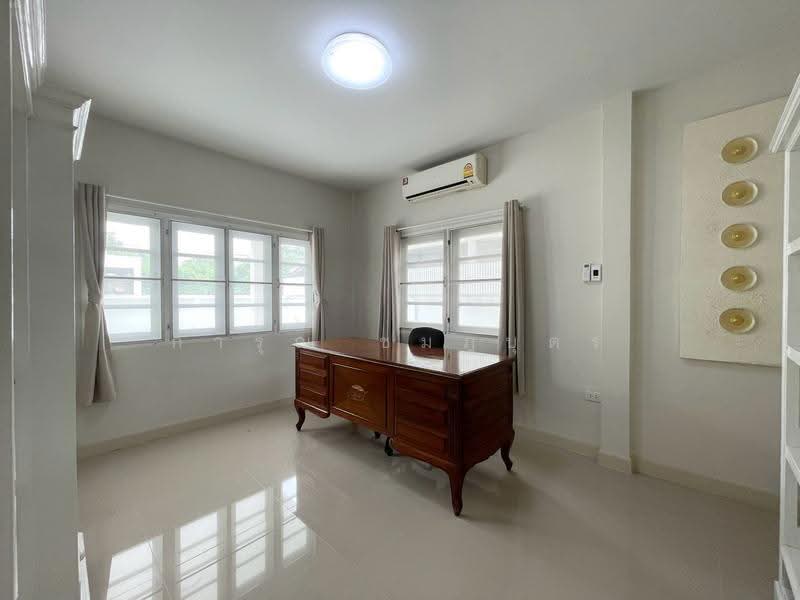 Utthayanthong Chaeng Watthana - Pak Kret 19, Nonthaburi, Soi Chaengwattana-Pak Kret 19, Chaengwattana Road, Bang Phut, Pak Kret, Nonthaburi, 4 Bedrooms, 200 sqm, Single Detached House For Rent, by การุณ ชมภูบุตร, 500566167 - DDproperty.com
