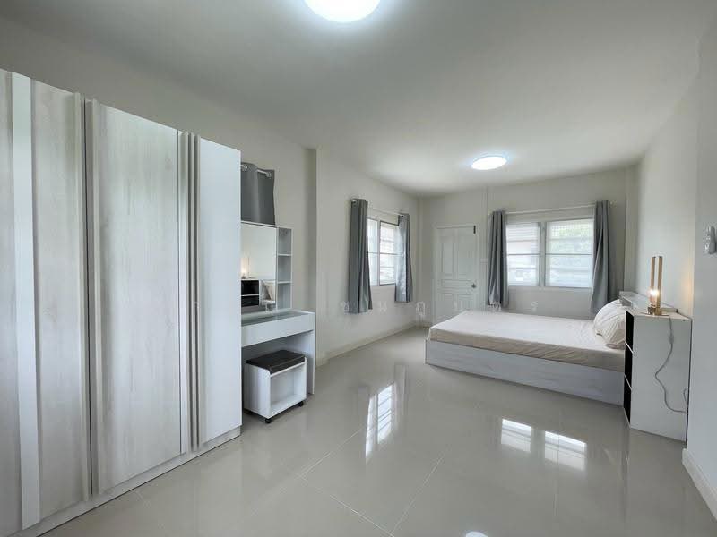 Utthayanthong Chaeng Watthana - Pak Kret 19, Nonthaburi, Soi Chaengwattana-Pak Kret 19, Chaengwattana Road, Bang Phut, Pak Kret, Nonthaburi, 4 Bedrooms, 200 sqm, Single Detached House For Rent, by การุณ ชมภูบุตร, 500566167 - DDproperty.com