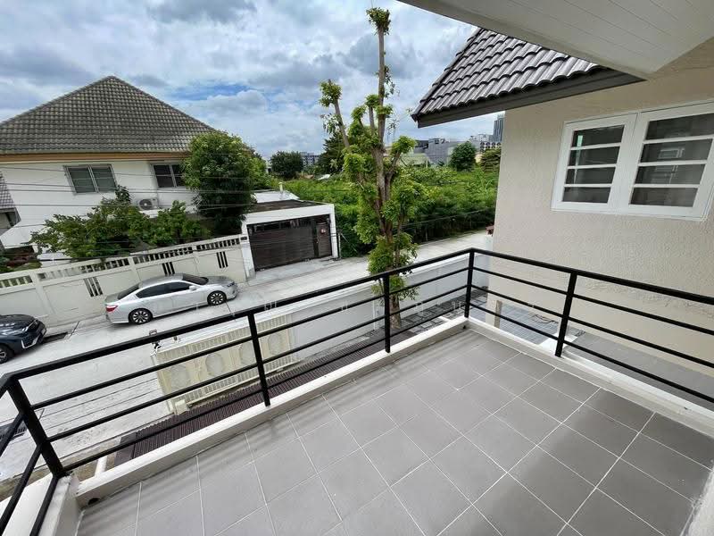 Utthayanthong Chaeng Watthana - Pak Kret 19, Nonthaburi, Soi Chaengwattana-Pak Kret 19, Chaengwattana Road, Bang Phut, Pak Kret, Nonthaburi, 4 Bedrooms, 200 sqm, Single Detached House For Rent, by การุณ ชมภูบุตร, 500566167 - DDproperty.com