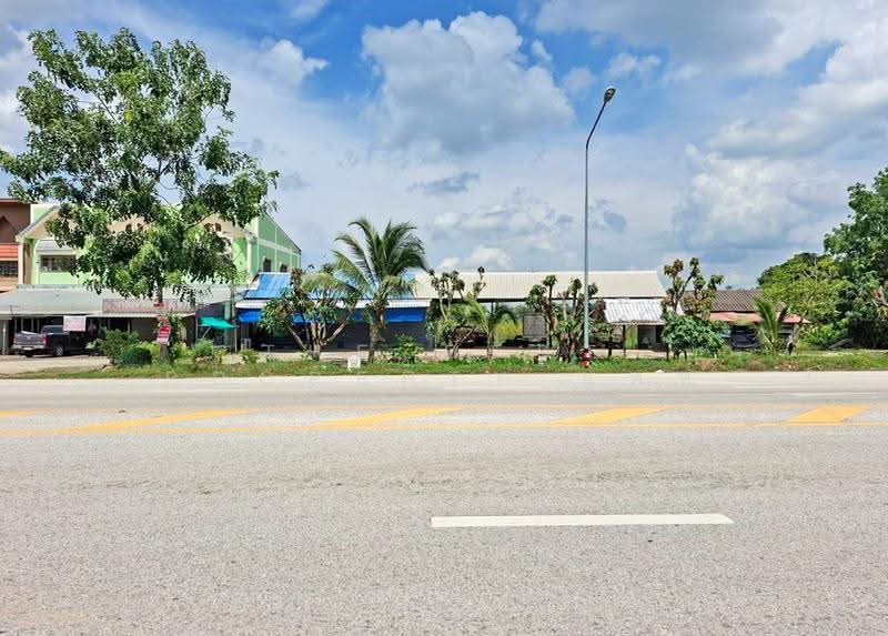 อาคารพาณิชย์พิชัย อุตรดิตถ์, Uttaradit, Kho Rum, Phichai, Uttaradit, , 100 sqm, Shophouse For Sale, by The Best Property แพท, 500566179 - DDproperty.com