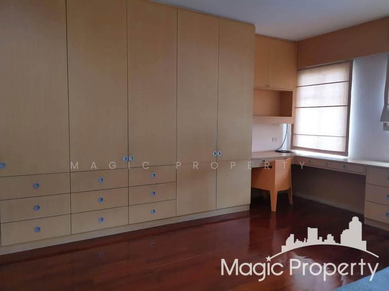 Baan Klang Krung Grande Vienna Rama 3, Bangkok, Rama 3 Road, Bang Pong Pang, Yan Nawa, Bangkok, 3 Bedrooms, 340 sqm, Townhouse For Sale, by Magic Property, 500566193 - DDproperty.com