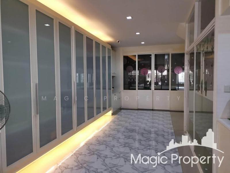 Baan Klang Krung Grande Vienna Rama 3, Bangkok, Rama 3 Road, Bang Pong Pang, Yan Nawa, Bangkok, 3 Bedrooms, 340 sqm, Townhouse For Sale, by Magic Property, 500566193 - DDproperty.com