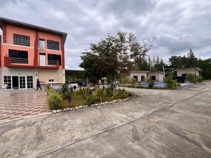 L260023 | The business of the resort, Ao Noi, Prachuap, on the Phetkasem Road, on the way up, is sti, Prachuap Khiri Khan, Ao Noi, Muang Prachaubkirikhan, Prachuap Khiri Khan, , 20 sqm, Business For Sale, by Thidarat Chaijumroonpun, 500566200 - DDproperty.com