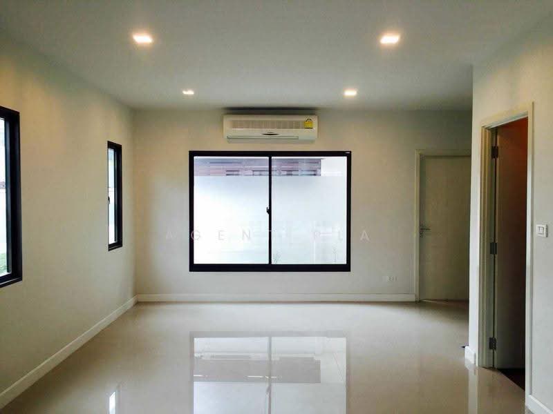 Plex Bangna, Samut Prakan, 90/239 Burapha Withi Expressway, Bang Kaeo, Bang Plee, Samut Prakan, 3 Bedrooms, 200 sqm, Townhouse For Sale, by Agent Pla, 500566201 - DDproperty.com