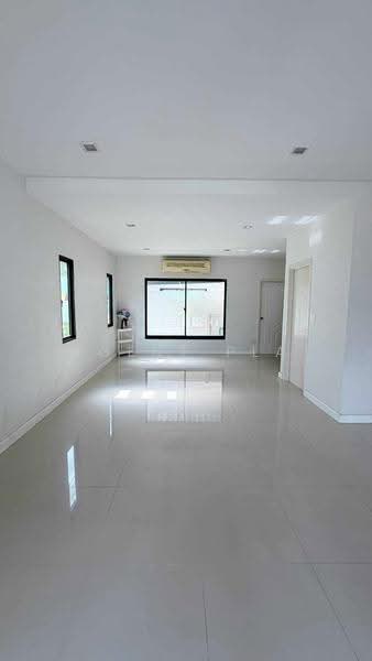 Plex Bangna, Samut Prakan, 90/239 Burapha Withi Expressway, Bang Kaeo, Bang Plee, Samut Prakan, 3 Bedrooms, 200 sqm, Townhouse For Sale, by Agent Pla, 500566201 - DDproperty.com