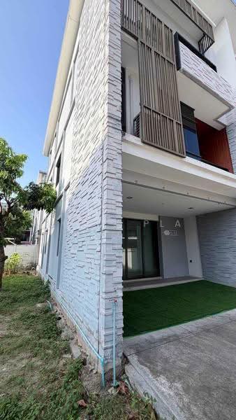 Plex Bangna, Samut Prakan, 90/239 Burapha Withi Expressway, Bang Kaeo, Bang Plee, Samut Prakan, 3 Bedrooms, 200 sqm, Townhouse For Sale, by Agent Pla, 500566201 - DDproperty.com