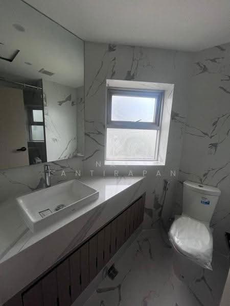 All Seasons Mansion, Bangkok, Soi Ruamrudee, Wireless Road, Lumphini, Pathum Wan, Bangkok, 3 Bedrooms, 201 sqm, Condo For Rent, by Nat Tantirapan, 500566233 - DDproperty.com