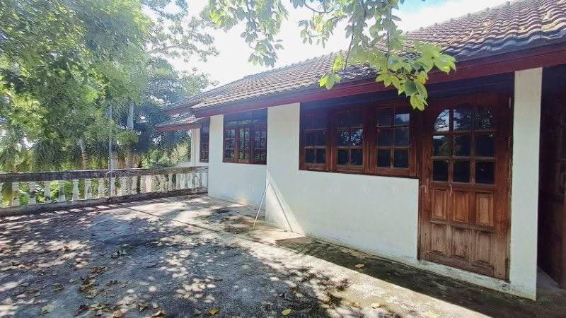 บ้านเดี่ยวเล่นระดับ โครงสร้างดี เหมาะสำหรับรีโนเวท ซ.วัดต้นตาล ฉะเชิงเทรา ถูกที่สุด, ฉะเชิงเทรา, บ้านสร้าง-พนมสารคาม, หนองยาว, พนมสารคาม, ฉะเชิงเทรา, 116 ตร.ม., บ้านเดี่ยว ขาย, โดย คุณณิชชา (ณิชชา), 500566240 - DDproperty.com