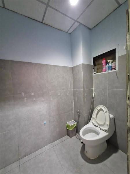 รามอินทราวิลเลจ3 (Ramintra Village 3) สุเหร่าคลองหนึ่งซอย6, Bangkok, ถนนรามอินทรา, Bang Chun, Khlong Sam Wa, Bangkok, 2 Bedrooms, 110 sqm, Townhouse For Sale, by คุณ วันประภา จุสมใจ (กุ้ง), 500566245 - DDproperty.com