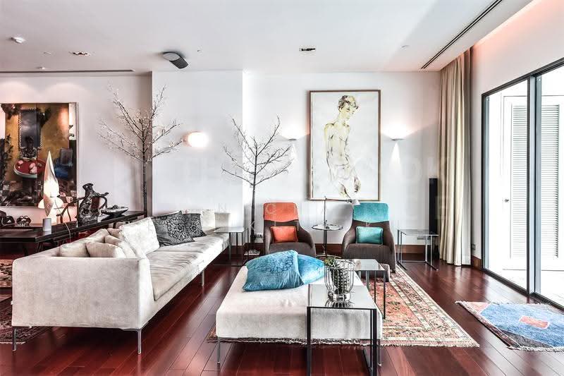 Le Raffine Sukhumvit 39, Bangkok, Soi Sukhumvit 39, Khlong Tan Nua, Watthana, Bangkok, 2 Bedrooms, 220 sqm, Condo For Rent, by Nicha Peerakittikul, 500566320 - DDproperty.com