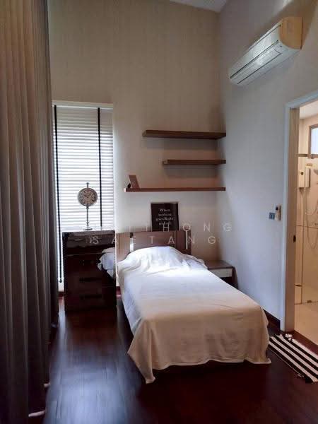 Sale Beautiful House 3-story (corner plot) Soi Ratchadaphisek 30, Chan Kasem, Chatuchak, Bangkok, รัชดาภิเษก 30, Chan Kasem, Chatuchak, Bangkok, 3 Bedrooms, 300 sqm, Single Detached House For Sale, by Sirithong Saetang, 500566330 - DDproperty.com