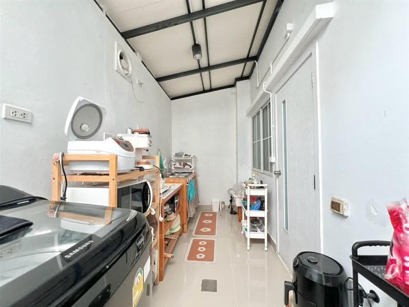Sena Village Tiwanon-Bangkadi, Pathum Thani, 8 Tiwanon Road, Ban Klang, Muang Pathum Thani, Pathum Thani, 4 Bedrooms, 120 sqm, Townhouse For Sale, by คุณ สุดาวรรณ พลอยแดง (แอน), 500566331 - DDproperty.com