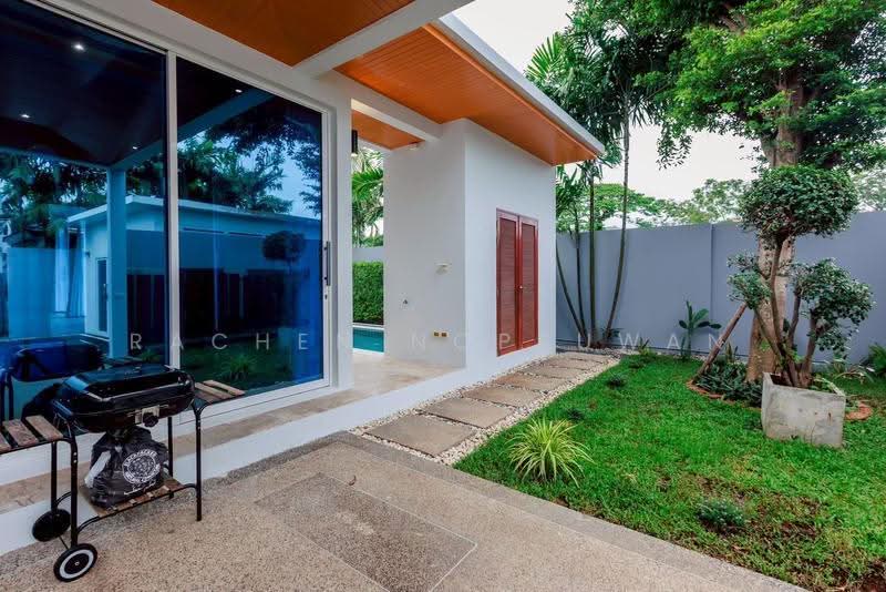 Pool villa for rent in Mueang Phuket District: 3 bedrooms, 3 bathrooms, land area of ​​82 square wah, Phuket, Chalong, Muang Phuket, Phuket, 3 Bedrooms, 320 sqm, Villa For Rent, by Rachen Nopsuwan, 500566474 - DDproperty.com