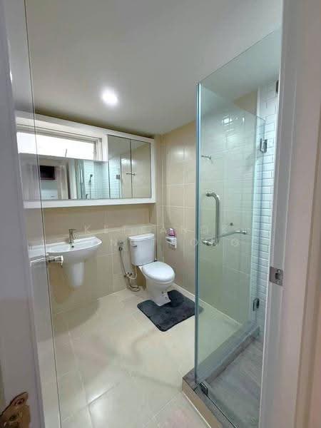 Elements Srinakarin, Bangkok, 43-1 Soi Supaphong 3, Intersection 4, Srinakarin Road, Nong Bon, Prawet, Bangkok, 2 Bedrooms, 63 sqm, Condo For Rent, by Ketkanok Sungthong, 500566545 - DDproperty.com