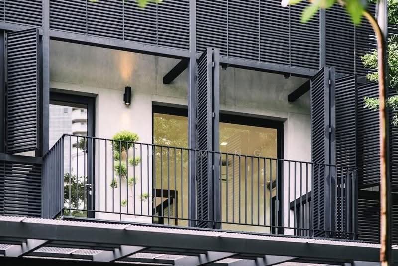 House / Home Office for Rent in Sukhumvit 28 | Near BTS Phrom Phong (SPSMG230), Bangkok, สุขุมวิท 28, Khong Tan, Khlong Toei, Bangkok, 2 Bedrooms, 250 sqm, Single Detached House For Rent, by Khun Ming, 500566605 - DDproperty.com