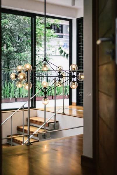 House / Home Office for Rent in Sukhumvit 28 | Near BTS Phrom Phong (SPSMG230), Bangkok, สุขุมวิท 28, Khong Tan, Khlong Toei, Bangkok, 2 Bedrooms, 250 sqm, Single Detached House For Rent, by Khun Ming, 500566605 - DDproperty.com