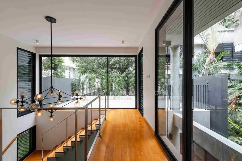 House / Home Office for Rent in Sukhumvit 28 | Near BTS Phrom Phong (SPSMG230), Bangkok, สุขุมวิท 28, Khong Tan, Khlong Toei, Bangkok, 2 Bedrooms, 250 sqm, Single Detached House For Rent, by Khun Ming, 500566605 - DDproperty.com