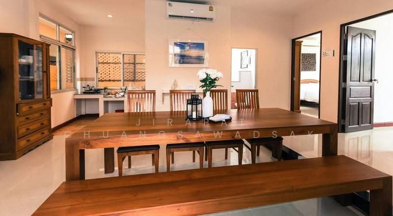 3-BR Villa, Chon Buri (Pattaya), Nong Pru, Bang Lamung (Pattaya), Chon Buri (Pattaya), 3 Bedrooms, 320 sqm, Villa For Rent, by Jirapat Chuangsawadsak, 500566668 - DDproperty.com