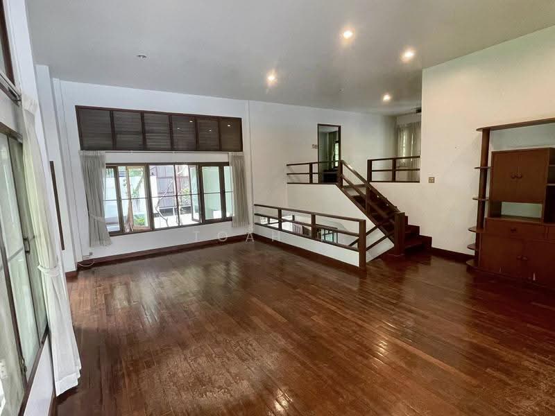 ขายบ้านพร้อมที่ดิน ร่วมฤดี เพลินจิต สุขุมวิท : House for sale, Ruamrudee, Ploenchit, Sukhumvit, Bangkok, Lumphini, Pathum Wan, Bangkok, 2 Bedrooms, 523 sqm, Single Detached House For Sale, by TOAH T., 500566697 - DDproperty.com