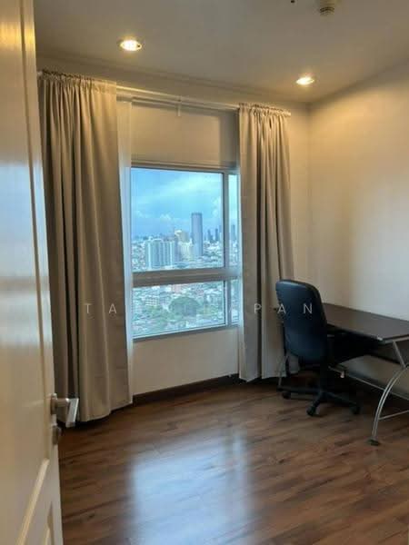 Q House Condo Sathorn, Bangkok, Thonburi Road, Khlong Ton Sai, Khlong San, Bangkok, 2 Bedrooms, 71 sqm, Condo For Rent, by Nat Tantirapan, 500566700 - DDproperty.com