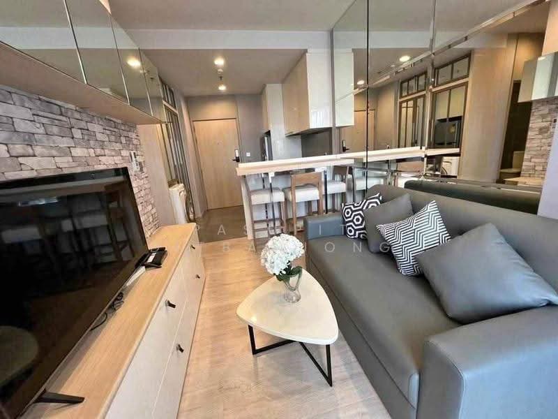 M Thonglor 10, Bangkok, 9 Soi Ekkamai 12, Ekkamai Road, Khlong Tan Nua, Watthana, Bangkok, 2 Bedrooms, 51 sqm, Condo For Rent, by Pasupit Ditbanjong, 500566796 - DDproperty.com