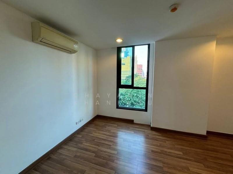 Zenith Place Sukhumvit 42, Bangkok, Sukhumvit Road, Phra Kanong, Khlong Toei, Bangkok, 1 Bedroom, 39 sqm, Condo For Sale, by Chayanin Khanijou, 500566830 - DDproperty.com