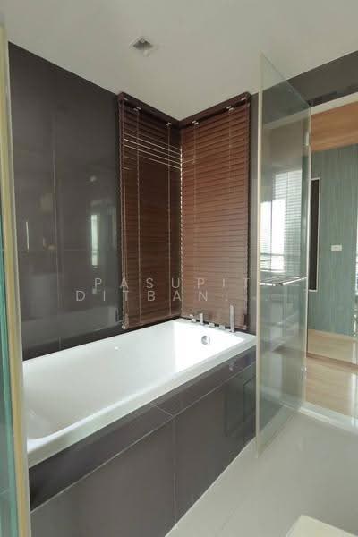 Rhythm Sathorn, Bangkok, 141 Soi Sathorn 21, Yan Nawa, Sathon, Bangkok, 2 Bedrooms, 64 sqm, Condo For Sale, by Pasupit Ditbanjong, 500566835 - DDproperty.com