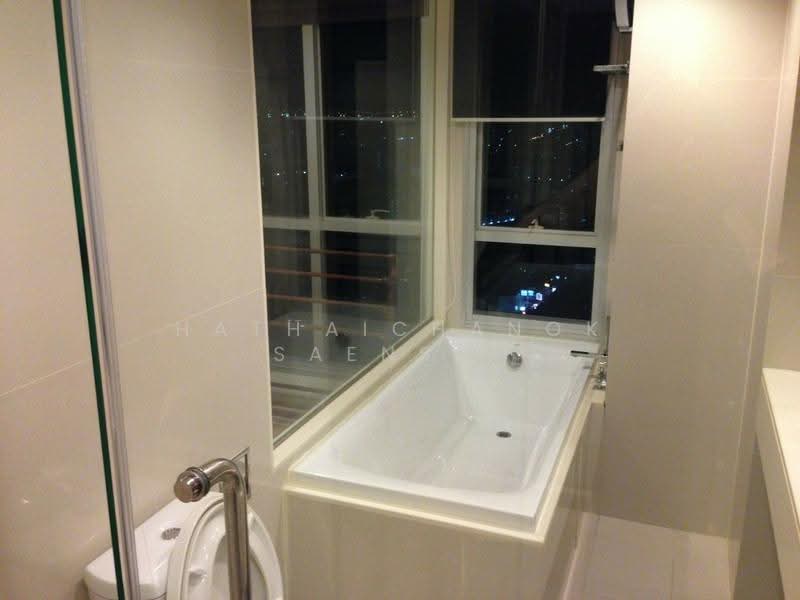 Rhythm Ratchada, Bangkok, 558 Ratchadaphisek Road, Samsen Nok, Huai Khwang, Bangkok, 1 Bedroom, 68 sqm, Condo For Rent, by Hathaichanok Saenset, 500566845 - DDproperty.com