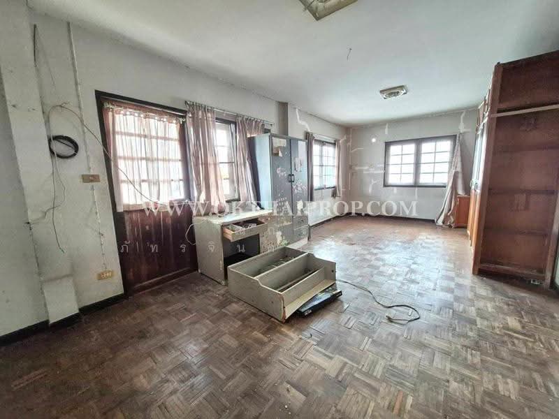 Sarawan Ville, Nonthaburi, Soi Sarawan Ville Village 2, Bang Talat, Pak Kret, Nonthaburi, 3 Bedrooms, 216 sqm, Single Detached House For Sale, by ณณัฐ ภัทรจินดานุวงศ์, 500566850 - DDproperty.com