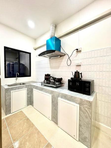 2-Storey Detached House, Huai Khwang - Sutthisan, Bangkok, Samsen Nok, Huai Khwang, Bangkok, 5 Bedrooms, 150 sqm, Single Detached House For Rent, by Airada Parasarn, 500566872 - DDproperty.com