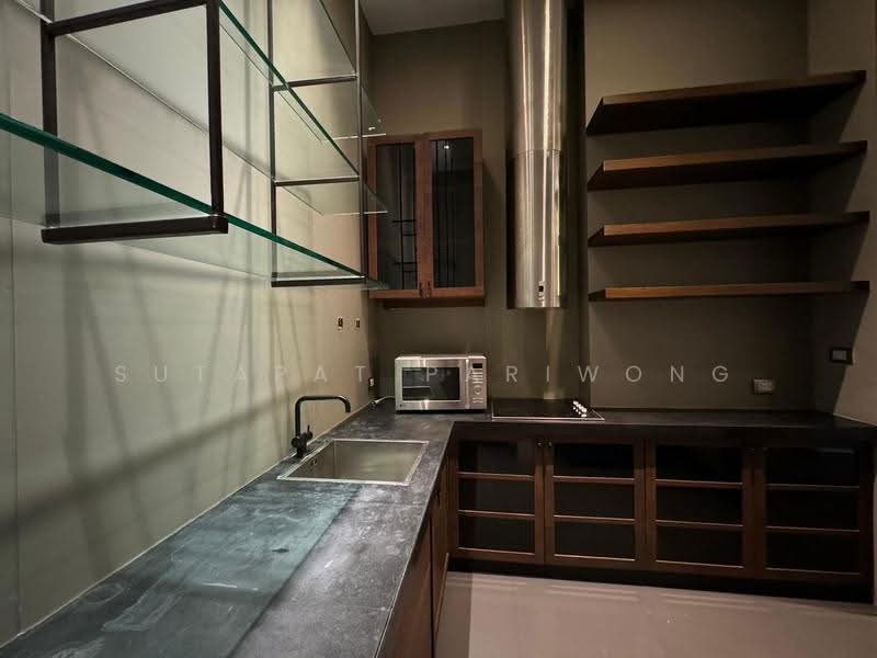 The Crest Ruamrudee, Bangkok, Soi Ruamrudee 2, Witthayu Road, Lumphini, Pathum Wan, Bangkok, 3 Bedrooms, 266 sqm, Condo For Rent, by Sutapat Pariwong, 500566879 - DDproperty.com