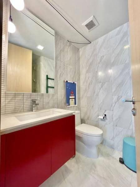 Hyde Sukhumvit 11, Bangkok, 11 Soi Sukhumvit 11, Khlongtoei Nua, Watthana, Bangkok, 2 Bedrooms, 63 sqm, Condo For Sale, by Chayanin Khanijou, 500566887 - DDproperty.com
