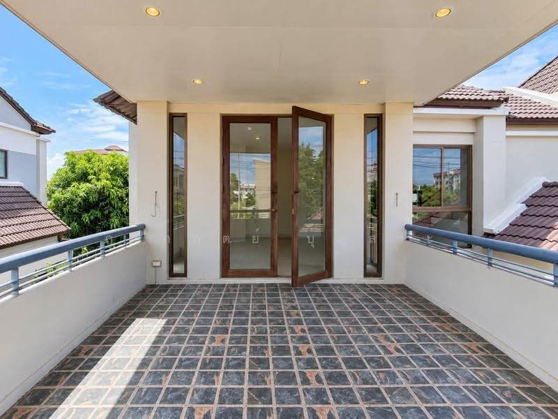 The Royal Golf : เดอะรอยัล กอล์ฟ, Bangkok, หลวงแพ่ง, Thab Yao, Lat Krabang, Bangkok, 3 Bedrooms, 240 sqm, Single Detached House For Sale, by กรกฤตย์ บุญสระ, 500566897 - DDproperty.com