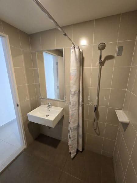 Lumpini Ville Charan-Fai Chai, Bangkok, 22 Charan Sanit Wong Road, Ban Chang Lo, Bangkok Noi, Bangkok, 1 Bedroom, 30 sqm, Condo For Rent, by Living Real Estates, 500566907 - DDproperty.com