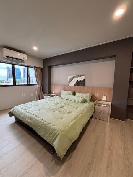Thonglor Tower, Bangkok, Soi Thonglor, Sukhumvit 55 Road, Khlongtoei Nua, Watthana, Bangkok, 3 Bedrooms, 100 sqm, Condo For Rent, by Hathaichanok Saenset, 500566958 - DDproperty.com