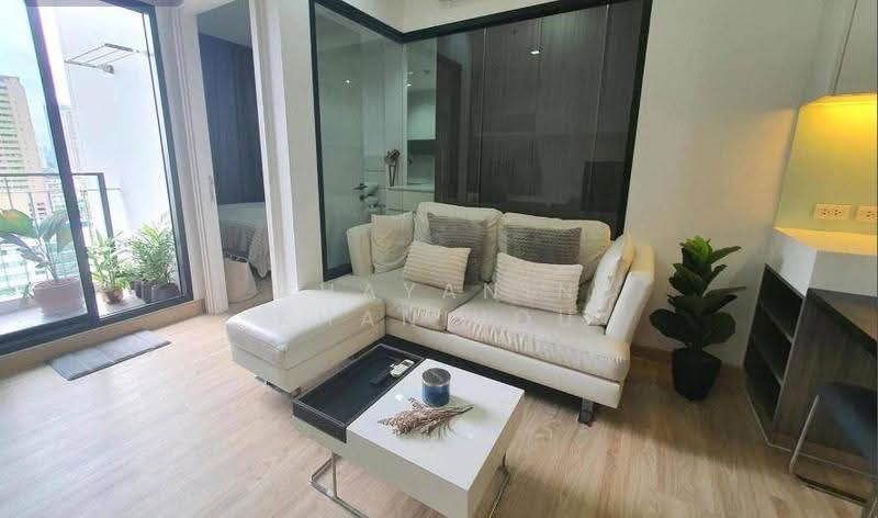 Urbano Absolute Sathon-Taksin, Bangkok, 345 Charoen Nakhon 14/2 Alley, Khlong Ton Sai, Khlong San, Bangkok, 1 Bedroom, 37 sqm, Condo For Rent, by Chayanin Khanijou, 500566998 - DDproperty.com