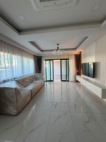 Chokchai Village 9, Chon Buri (Pattaya), Bang Lamung, Bang Lamung (Pattaya), Chon Buri (Pattaya), 5 Bedrooms, 280 sqm, Townhouse For Rent, by Jirapat Chuangsawadsak, 500567015 - DDproperty.com