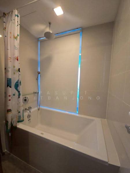 ASHTON Morph 38, Bangkok, 88 Soi Sukhumvit 38, Phra Kanong, Khlong Toei, Bangkok, 2 Bedrooms, 71 sqm, Condo For Rent, by Pasupit Ditbanjong, 500567049 - DDproperty.com