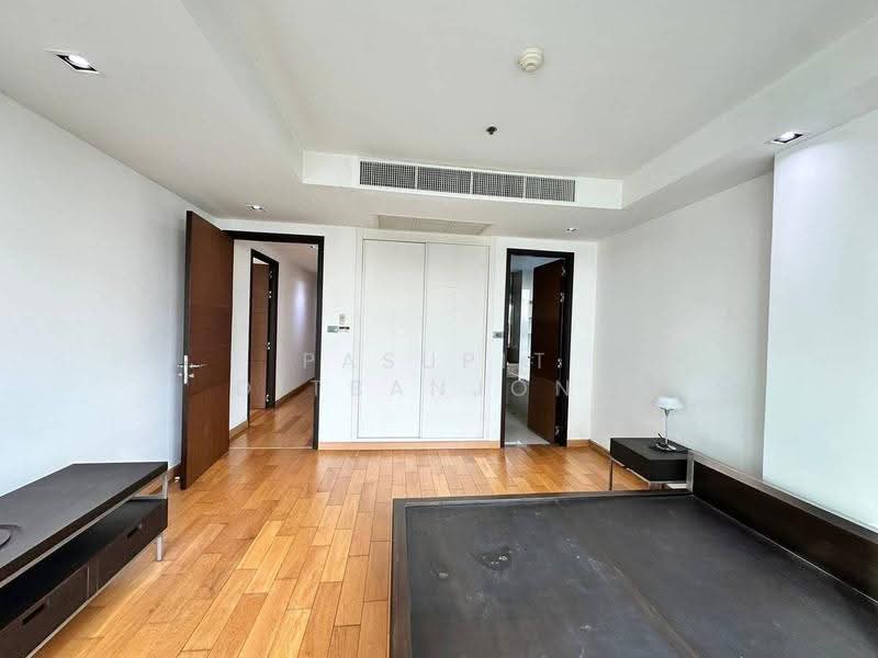 Belgravia Residences, Bangkok, 30/1 Sukhumvit Road, Khong Tan, Khlong Toei, Bangkok, 4 Bedrooms, 300 sqm, Condo For Rent, by Pasupit Ditbanjong, 500567055 - DDproperty.com