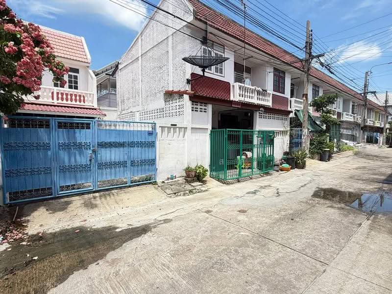 ขาย ทาวน์เฮ้าส์ หลังมุม หมู่บ้าน ธนพัฒนา ซอยนนทบุรี 8, Nonthaburi, Bang Kra So, Muang Nonthaburi, Nonthaburi, 2 Bedrooms, 80 sqm, Townhouse For Sale, by กรณวัสส์ กัณฑวัสส์วงส์, 500567178 - DDproperty.com