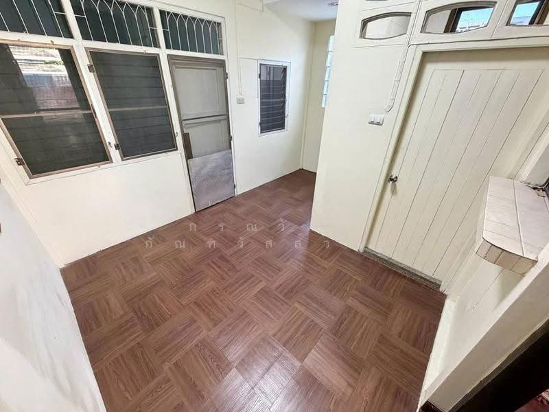 ขาย ทาวน์เฮ้าส์ หลังมุม หมู่บ้าน ธนพัฒนา ซอยนนทบุรี 8, Nonthaburi, Bang Kra So, Muang Nonthaburi, Nonthaburi, 2 Bedrooms, 80 sqm, Townhouse For Sale, by กรณวัสส์ กัณฑวัสส์วงส์, 500567178 - DDproperty.com